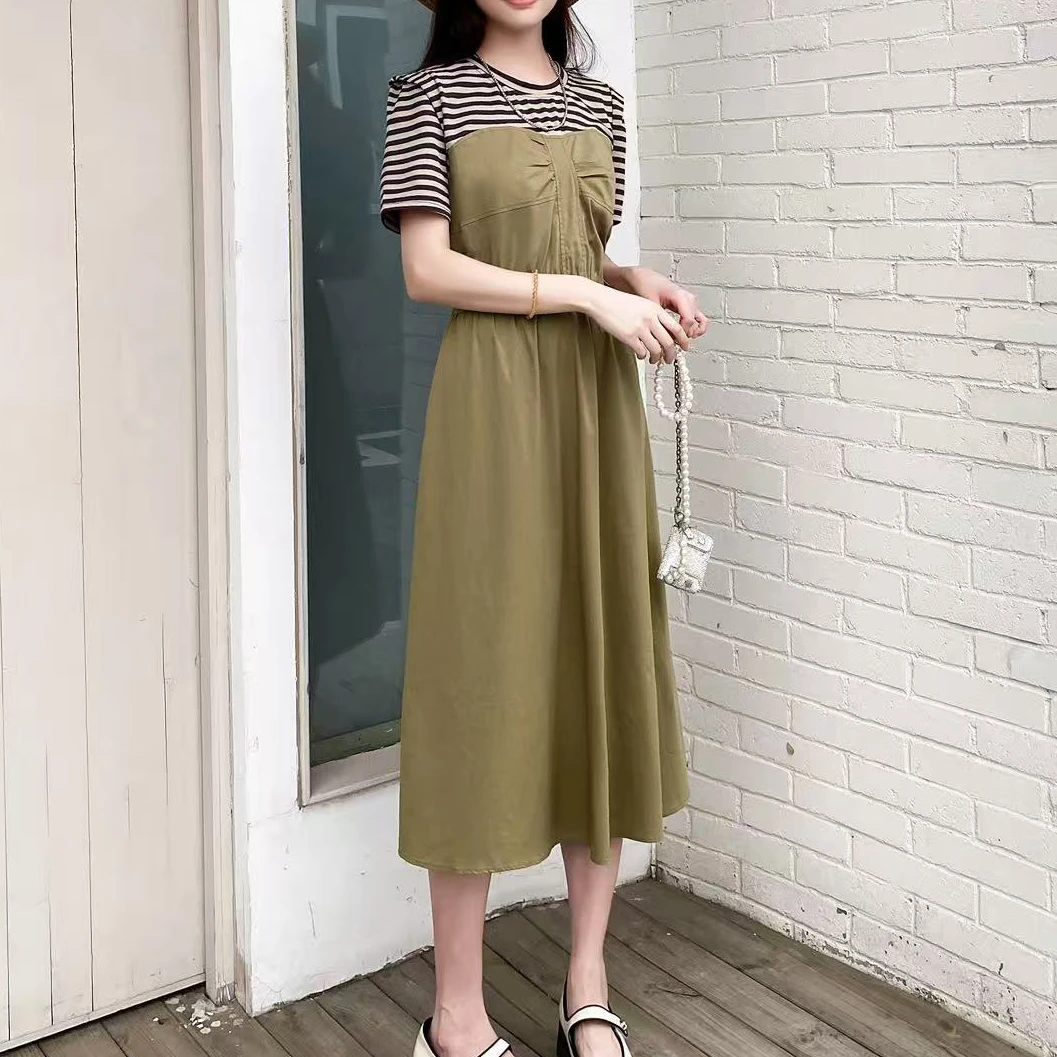 小鑫肝@现货浮力拼接款撞色褶皱气质百搭连衣裙 2136