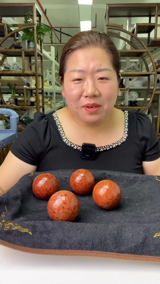 石英质玉球未镶嵌草莓晶球D566多样性发其一290+