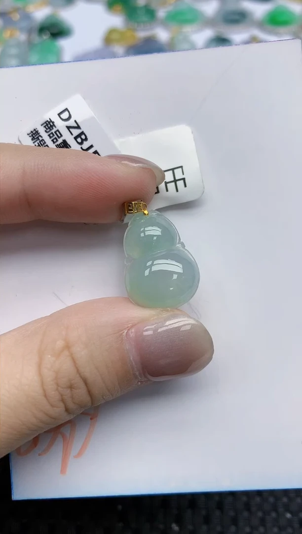 【闪购商品】翡翠颈饰18K金镶嵌天然翡翠A货