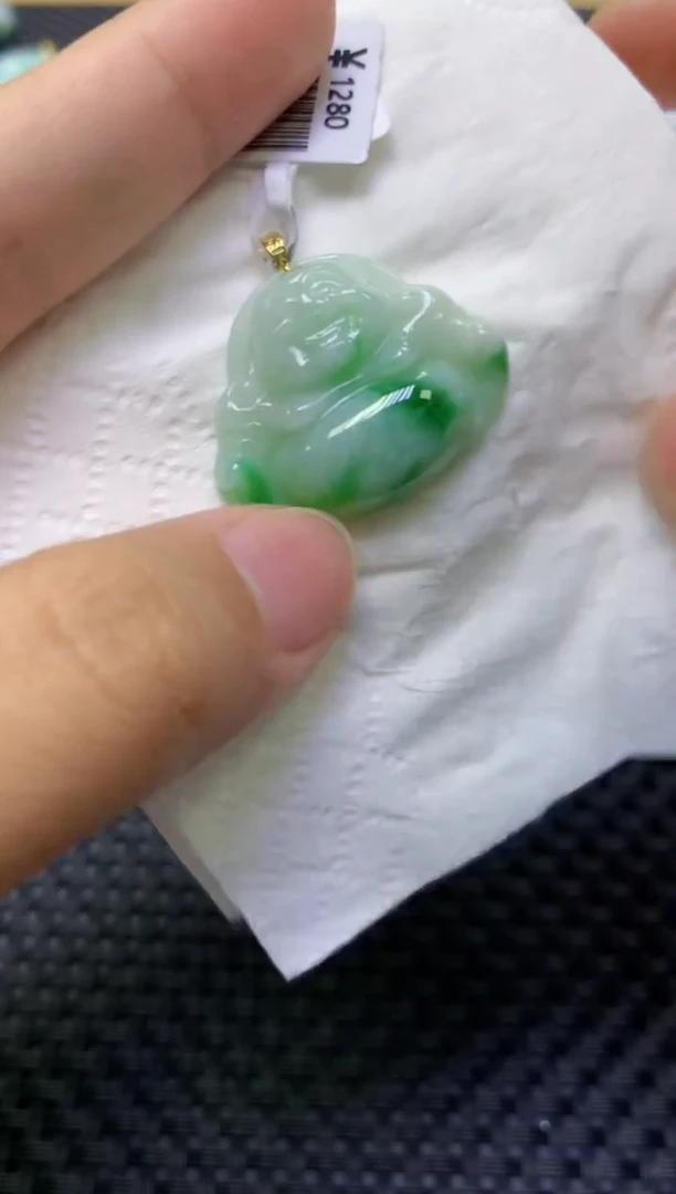 翡翠18K金镶嵌颈饰天然缅甸A货翡翠