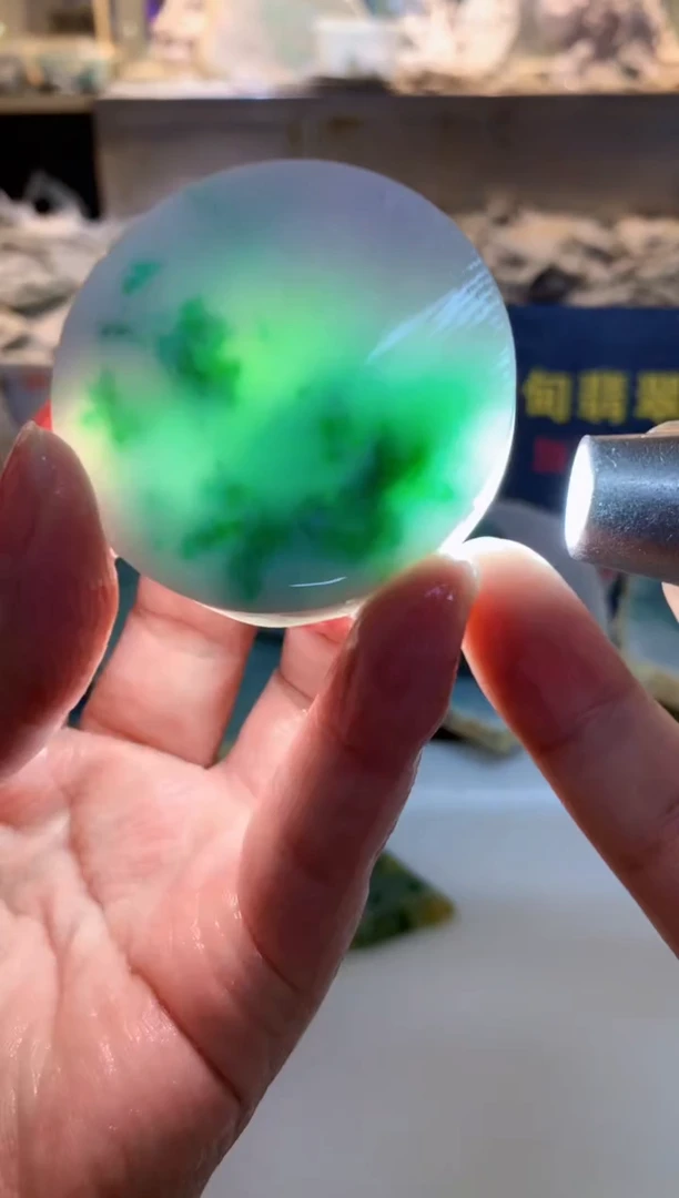 翡翠未镶嵌颈饰0朱0翡翠珠宝 115