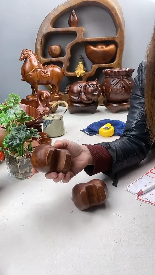 香樟木A37唐马小摆件/尺寸