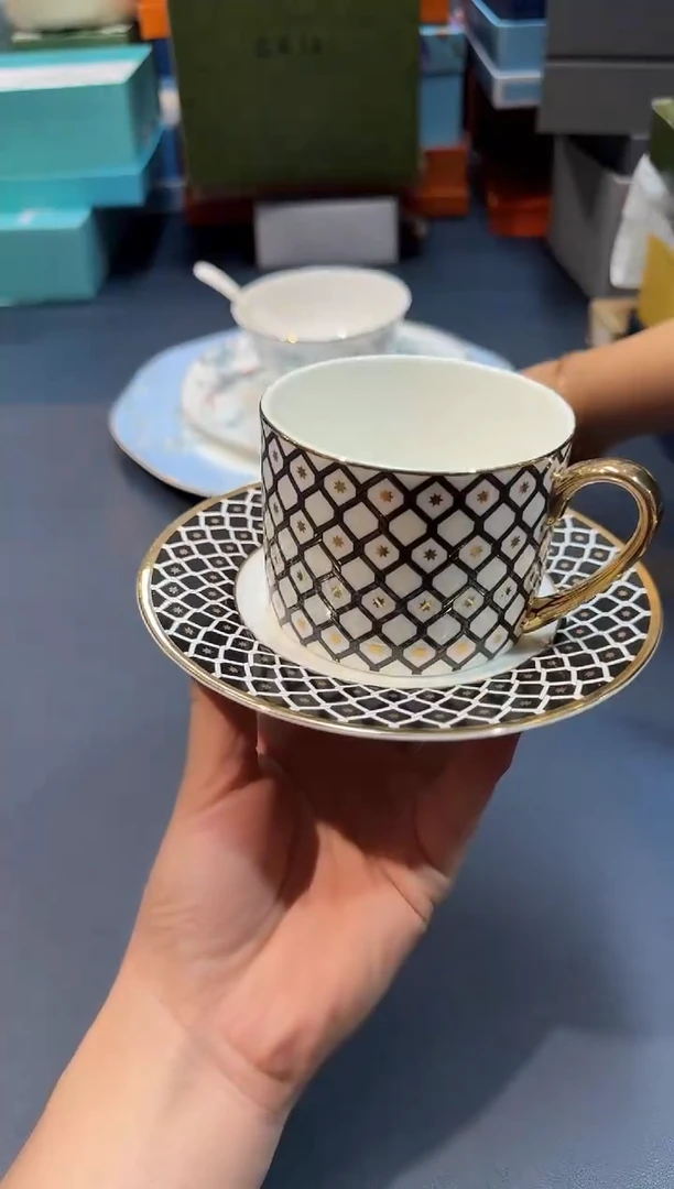 【闪购商品】碗F847全场正品，京东包邮