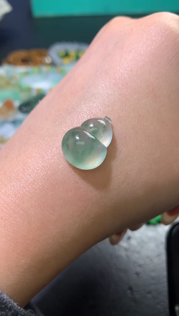 未镶嵌定制翡翠毛货 17.4-13.1-6.5