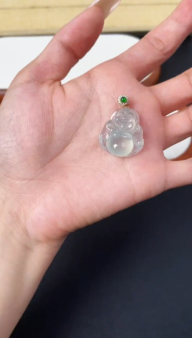 吊坠(不含链)18K金镶嵌翡翠K金镶嵌翡翠吊坠