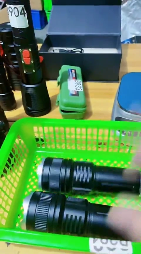 B381变焦没有尾盖发2只