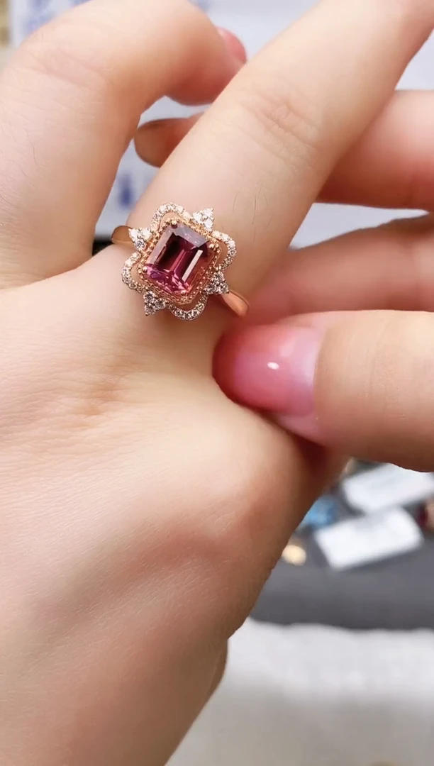 18K金镶嵌戒指碧玺--专柜--