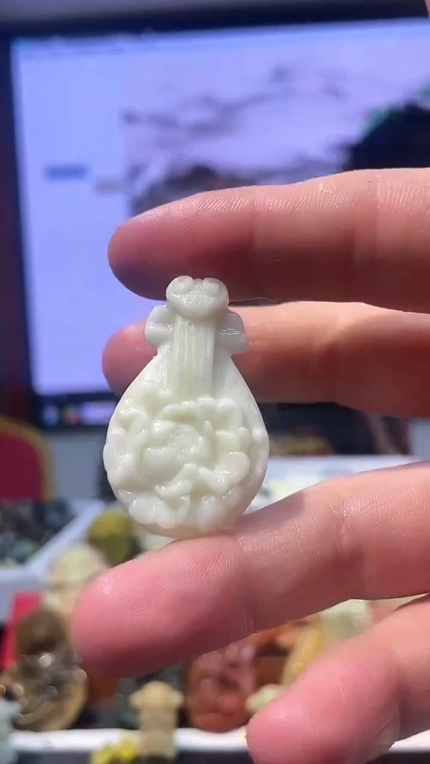 【闪购商品】岫玉吊坠未镶嵌·