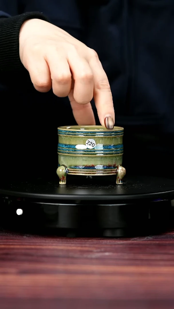 其他220#李盼龙一级品原矿钧瓷三足奁