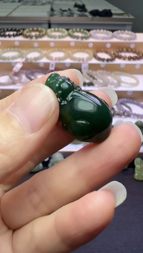 颈饰未镶嵌和田玉165号链接有包容