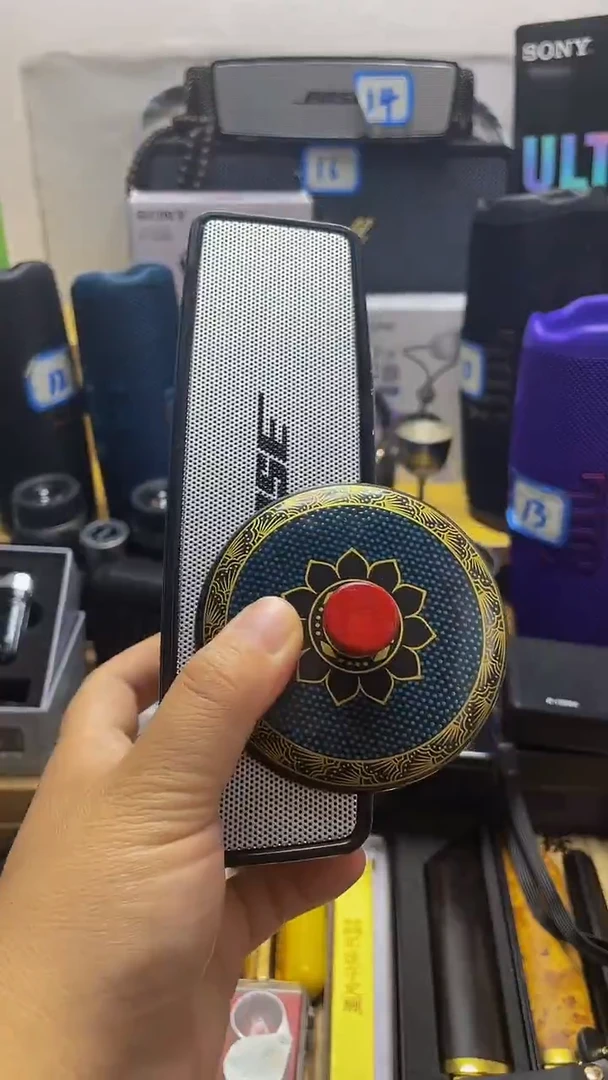 瓷片闪购商品 如图所示