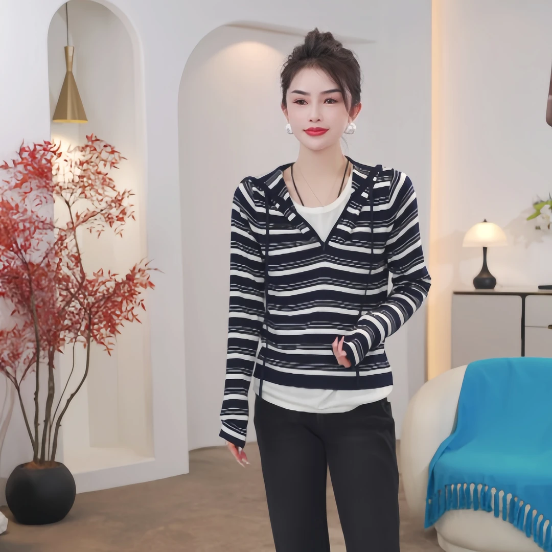 【时尚休闲】条纹连帽假两件针织衫