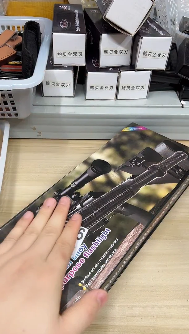 精品户外多功能用品工具