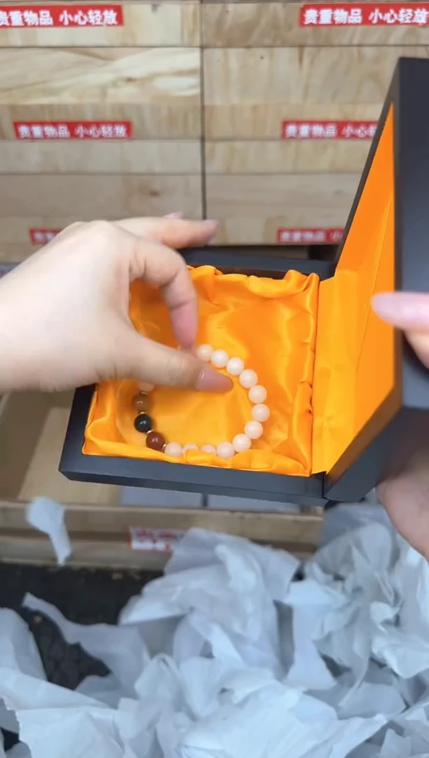 商品白玉菩提三色顶珠@@sp012