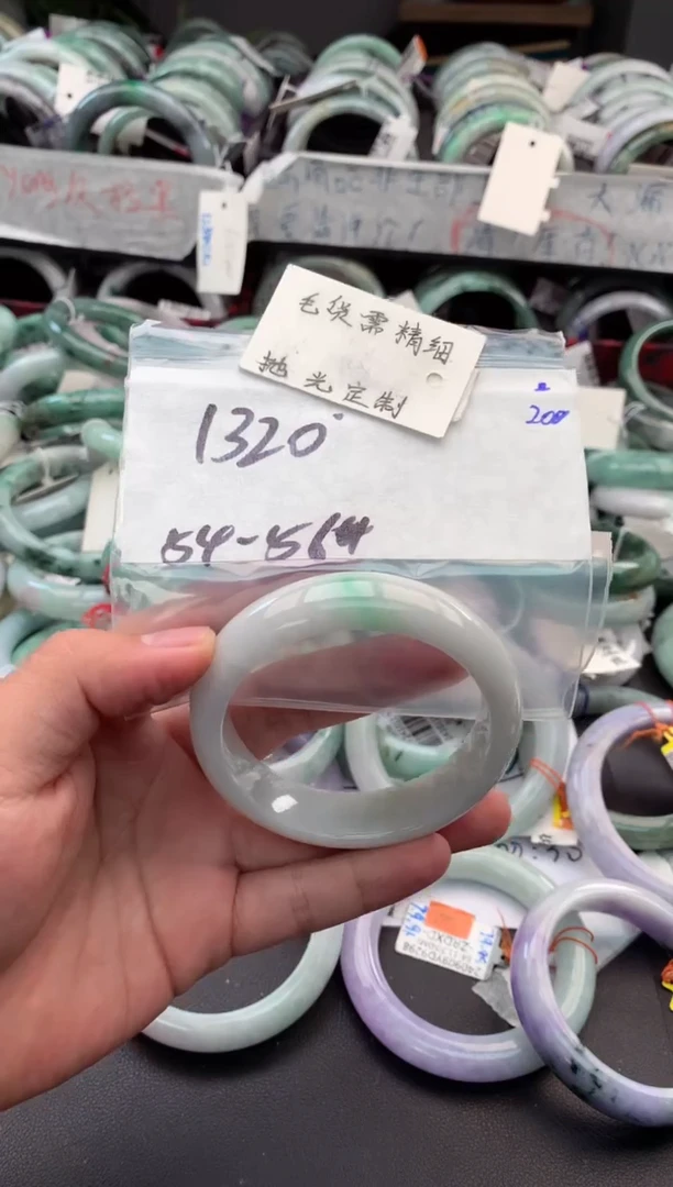 【闪购商品】定制翡翠未镶嵌毛货需精细抛光+多人