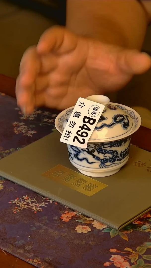 杯手工手绘杯杯很美丽