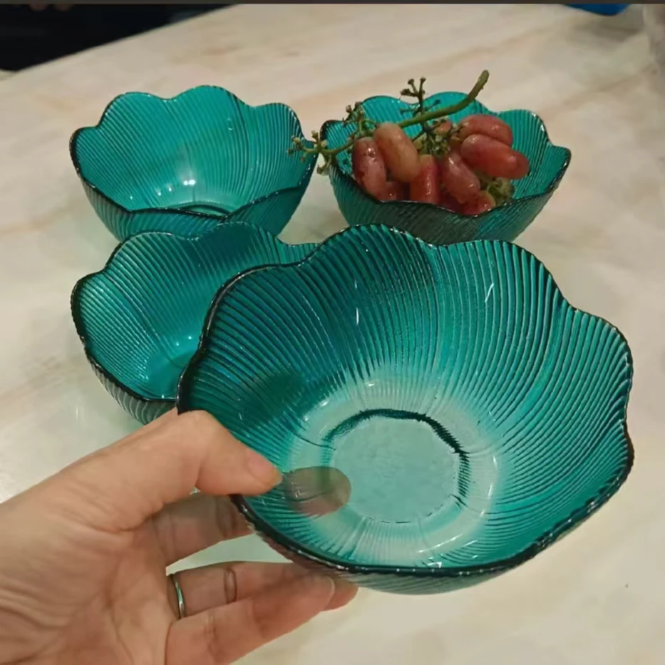 【拍一发二】20厘米大号北欧风墨绿色花语碗花边小碗家用沙拉碗竖纹