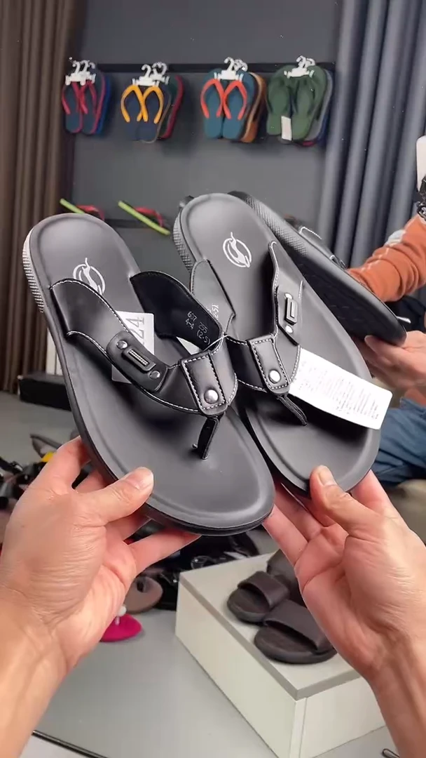 PVC-编号124-断码拖鞋（适合运动鞋41码）