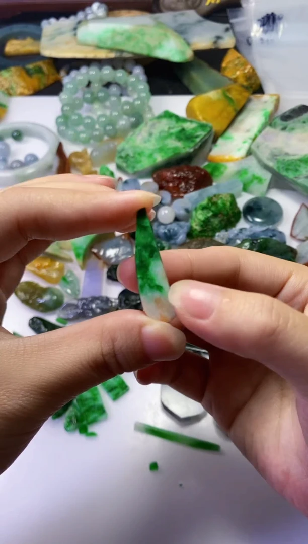 颈饰未镶嵌翡翠✧**✧296天然翡翠