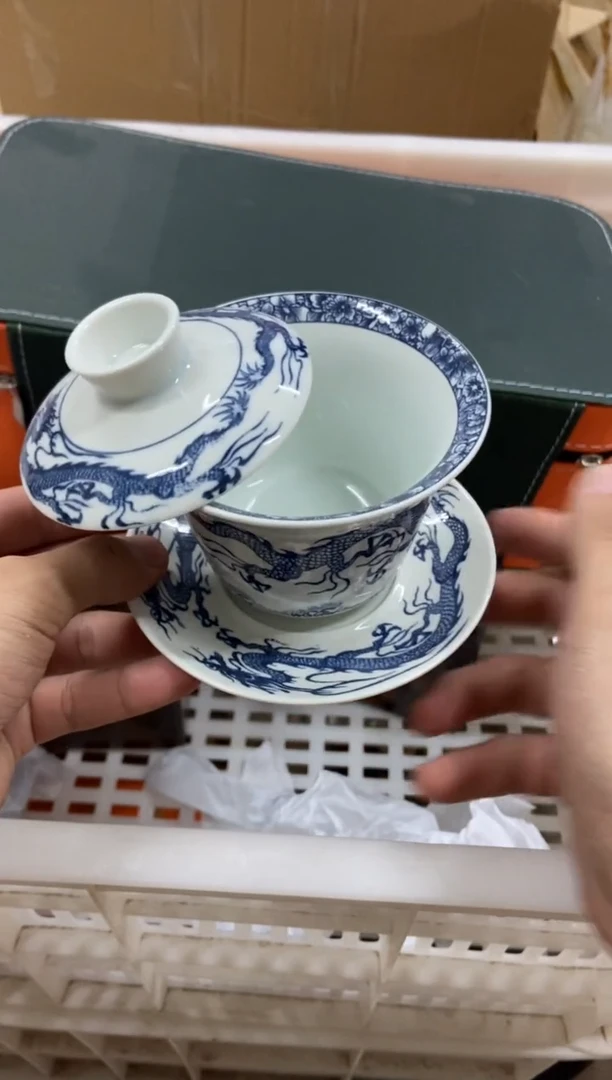 无运费险有瑕疵的摄影的产品有使用过的痕迹有点脏介意勿拍