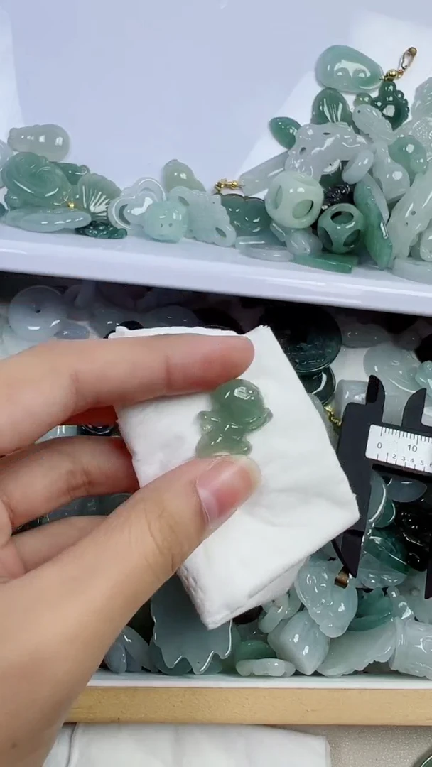 散珠翡翠423号链接，A货翡翠