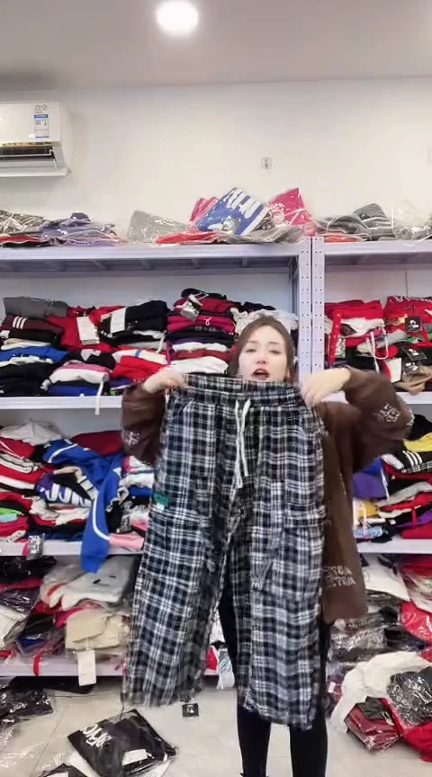 闪电购精品女装64L