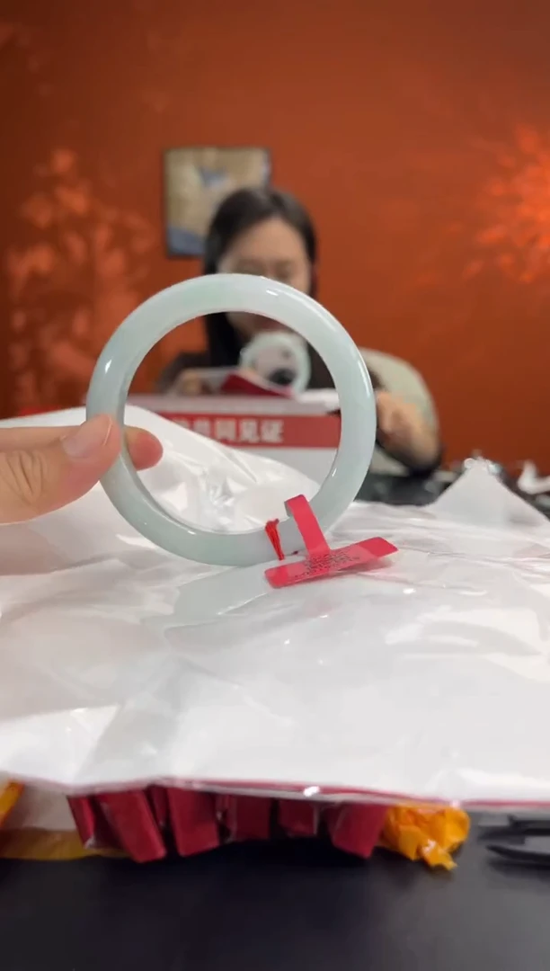 未镶嵌手镯翡翠8