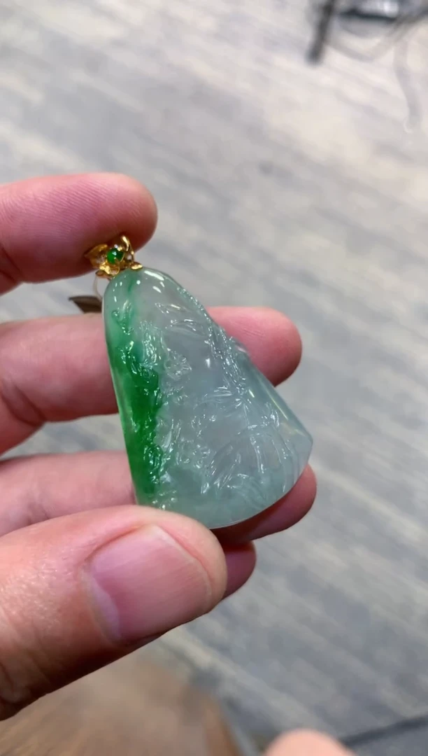 颈饰未镶嵌翡翠天然A货翡翠