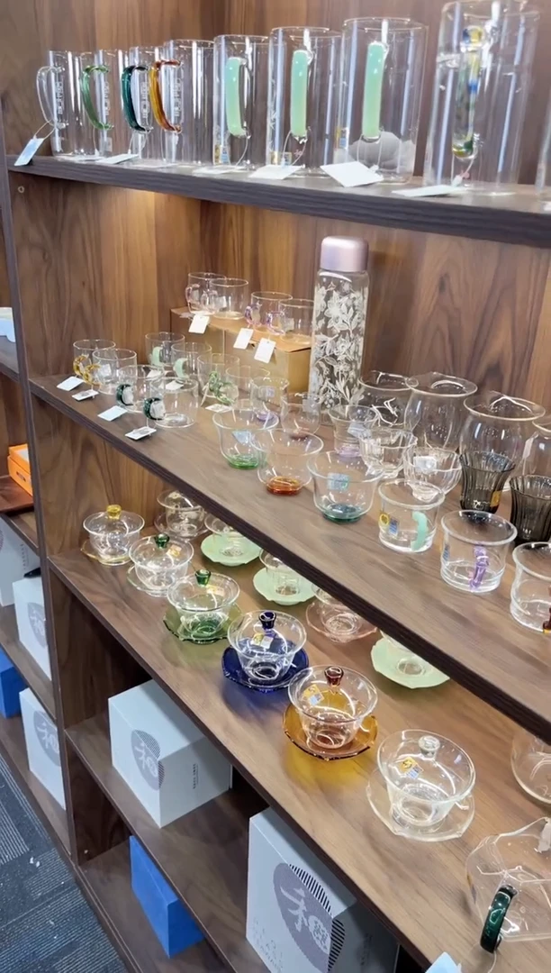 f**o茶海琥珀色。。。。。