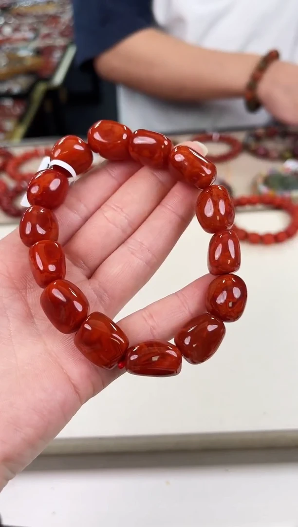 未镶嵌瓦西随型手串南红玛瑙（多样式发其一）