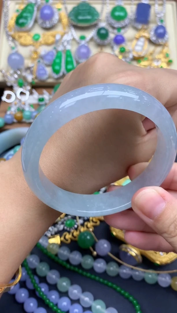 翡翠手镯未镶嵌476-春日珠宝