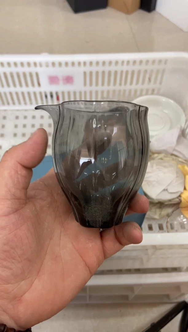 杯无运费险有瑕疵的摄影的产品有使用过的痕迹有点脏介意勿拍