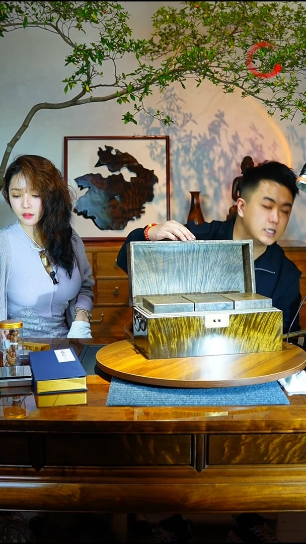 其他楠木（金丝楠）金丝楠木首饰盒