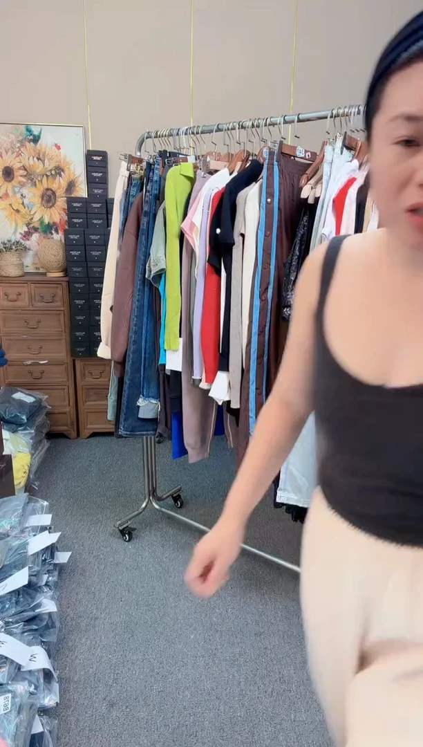 719