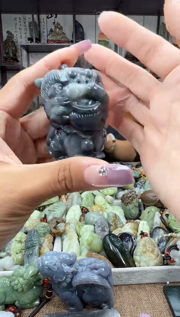 未镶嵌和田玉把件1