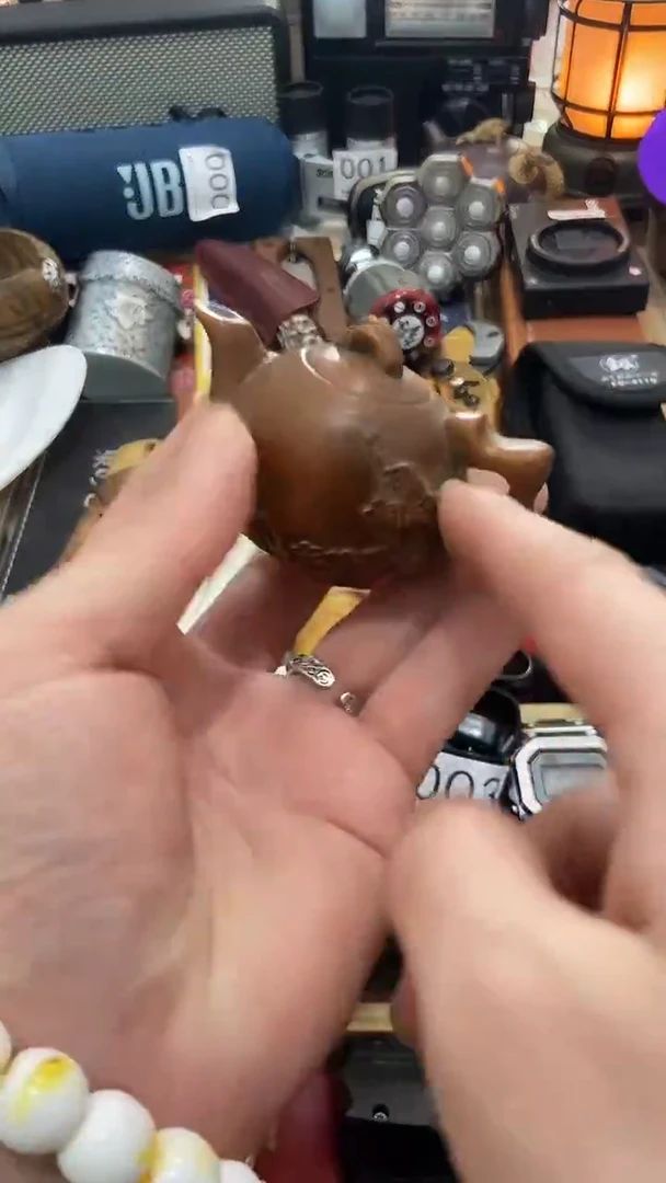 瓷片闪购商品  如图所示