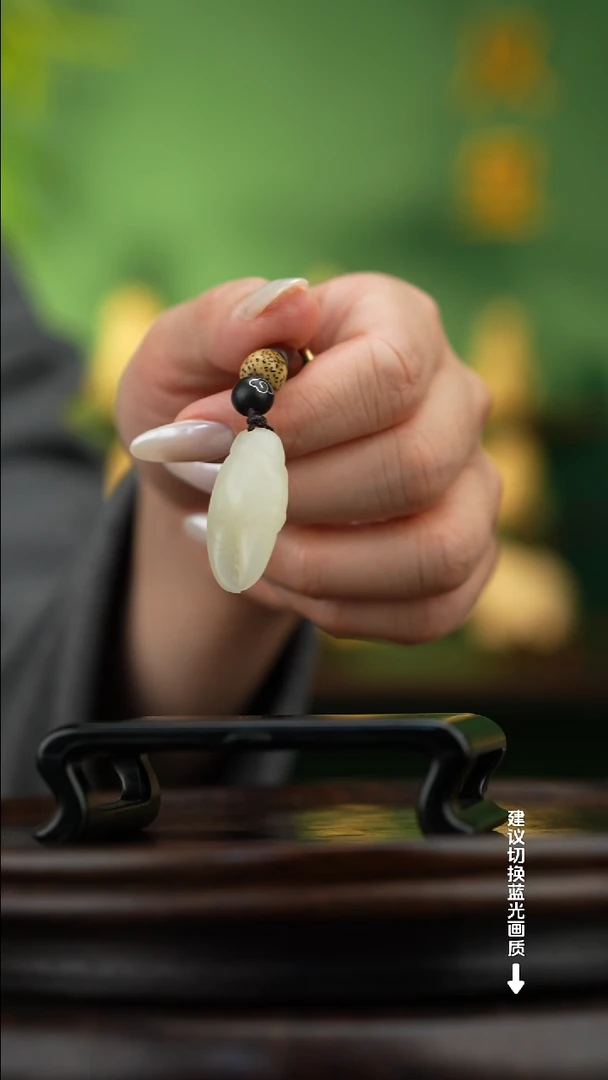 玉【手中有钱】天然玉石手把件（小）