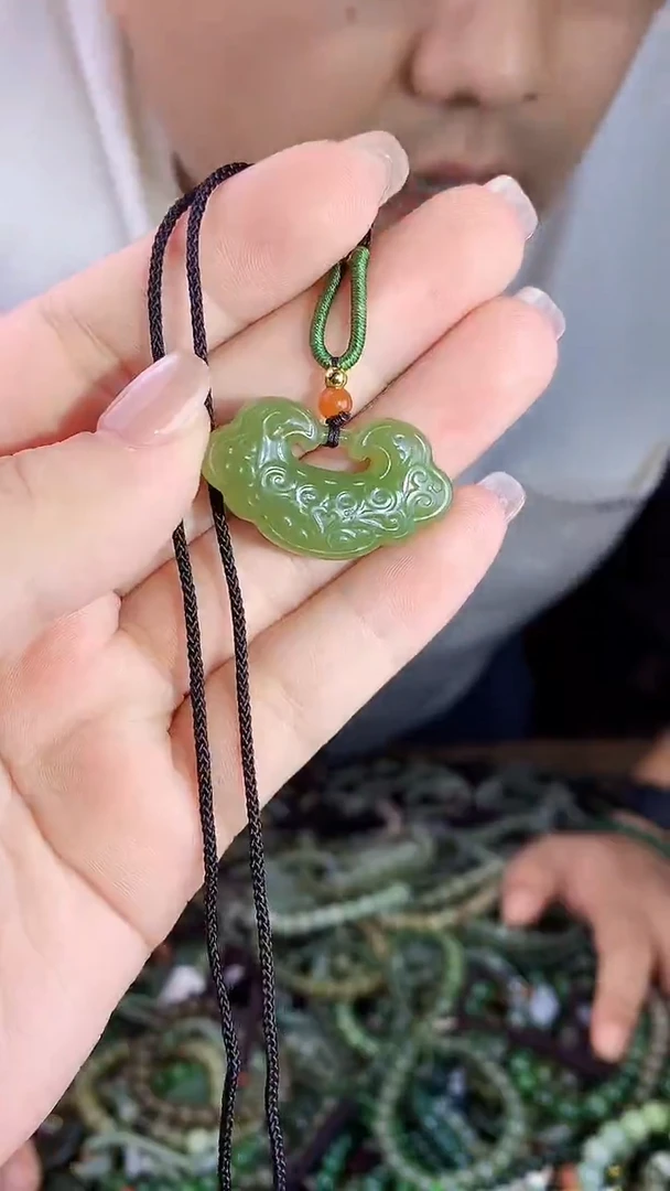 和田玉未镶嵌挂件多样性发货拍一发一