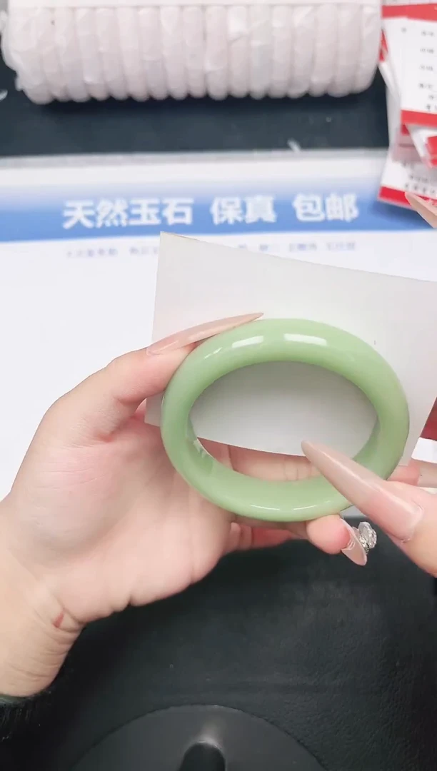 未镶嵌手镯石英质玉25-56