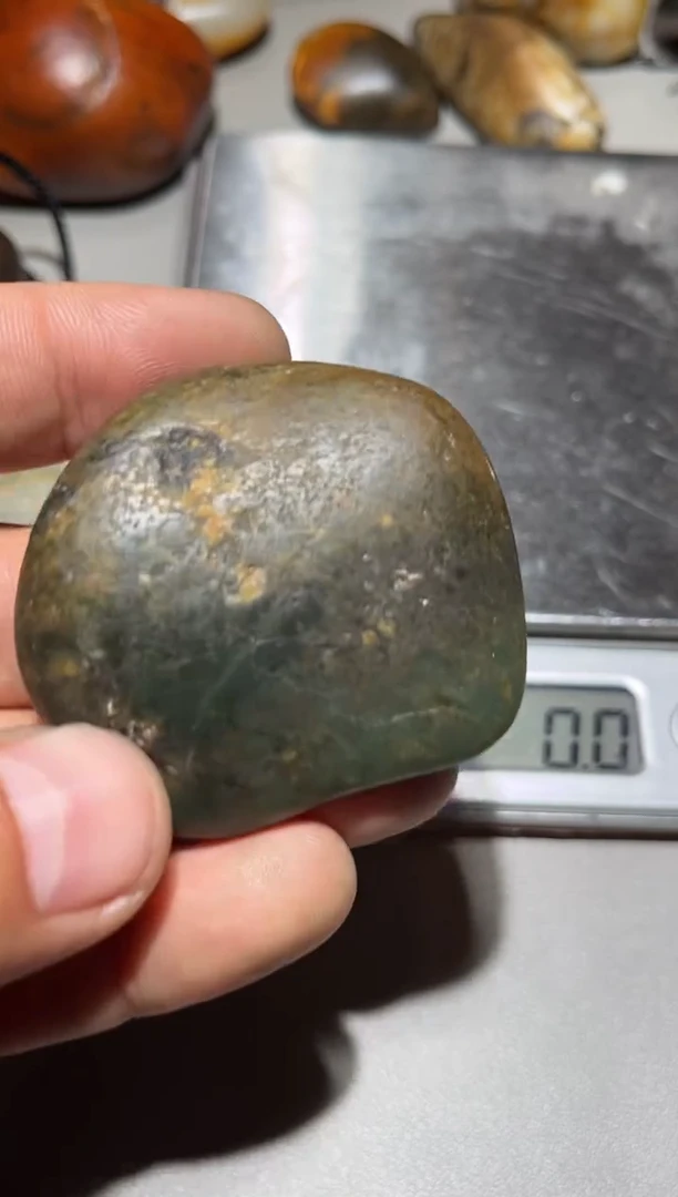 未镶嵌和田玉（糖玉）挂件 和田玉（子料