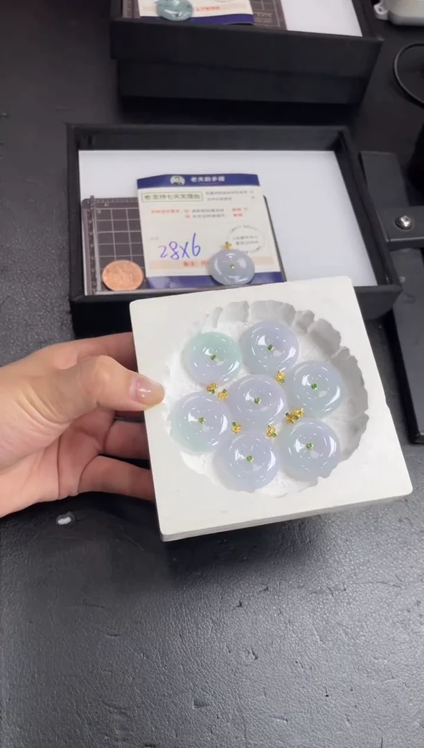 【闪购商品】翡翠挂件18K金镶嵌平安扣FL09配绳/多样性发其一CP