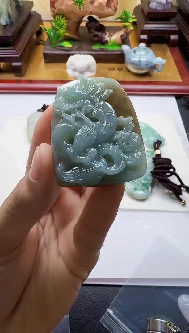 吊坠(不含链)未镶嵌翡翠1