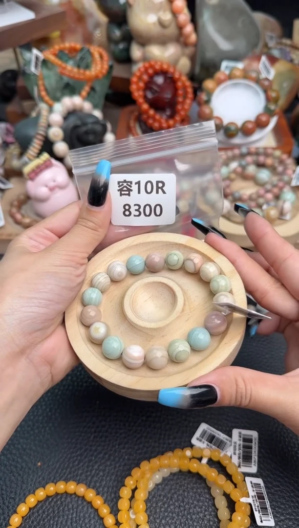 【闪购商品】石英质玉手链未镶嵌10R8300