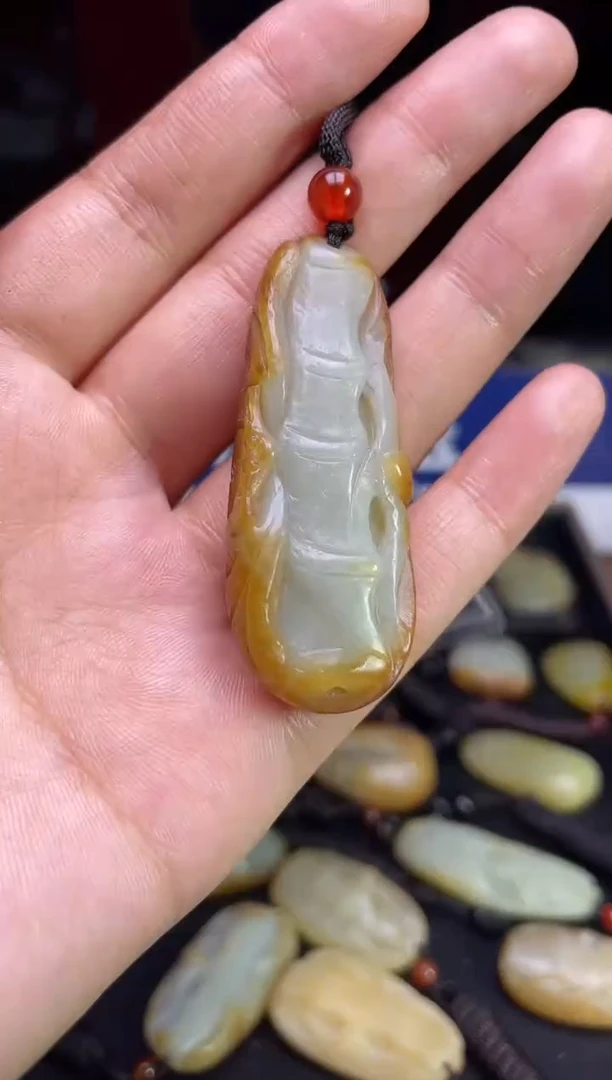 颈饰未镶嵌和田玉123