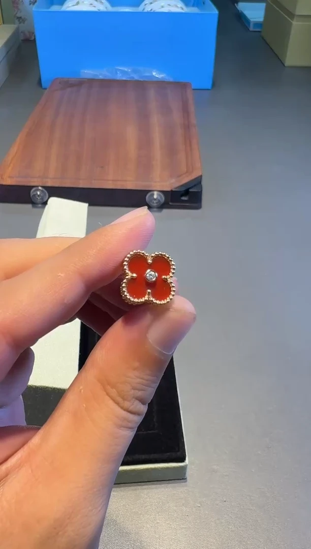 名品折扣名品折扣名品折扣