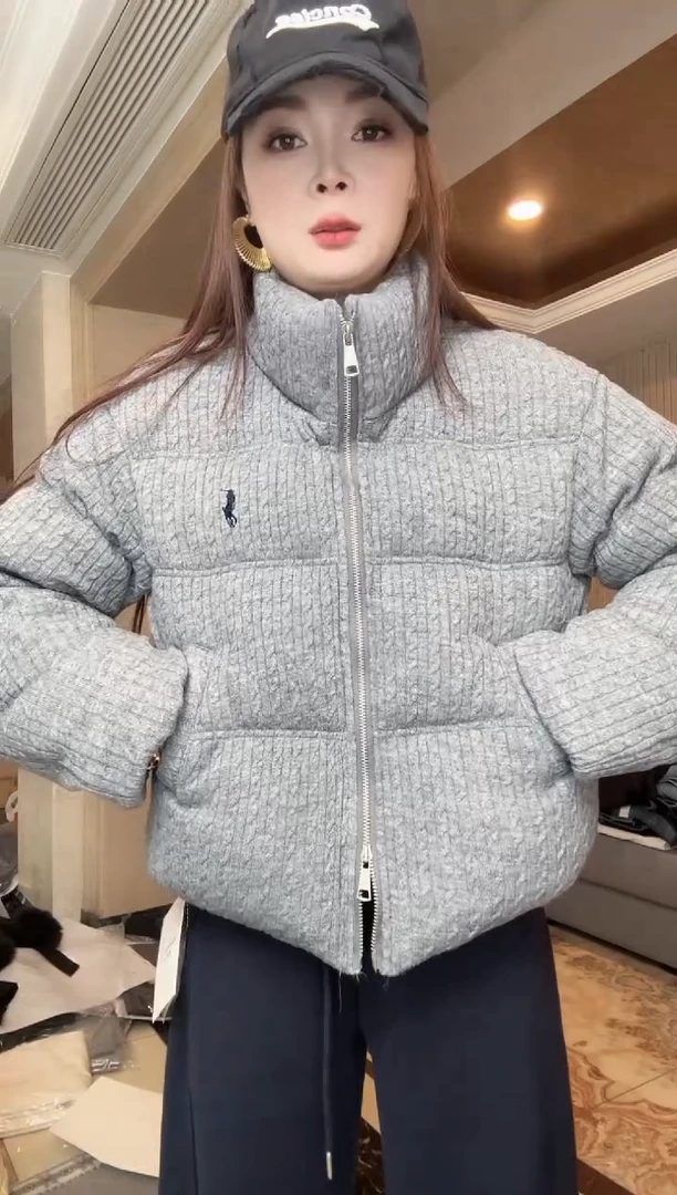 欧货针织拼接面料外套 灰色