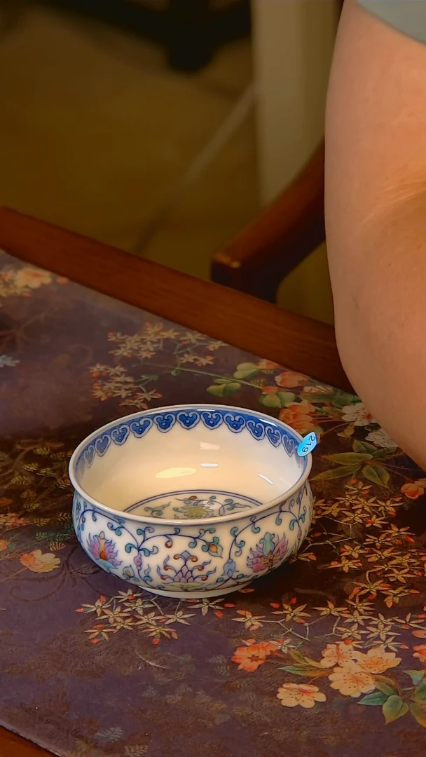 杯手工手绘杯杯很美丽