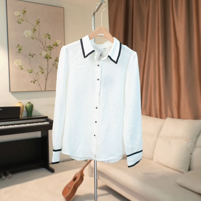 G521 黑白拼色立体提花纹衬衫女 43YC21