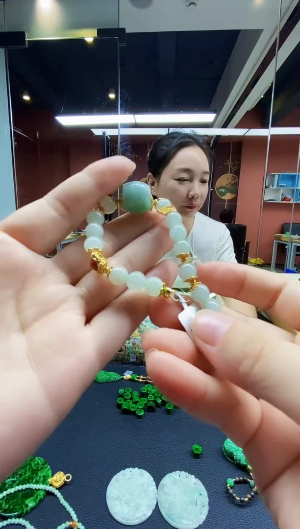 颈饰未镶嵌翡翠翡翠手串