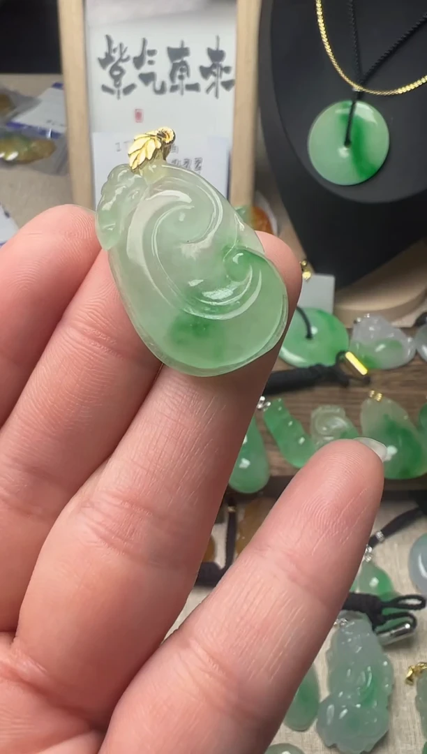 未镶嵌挂件翡翠所见即所得，一图一物